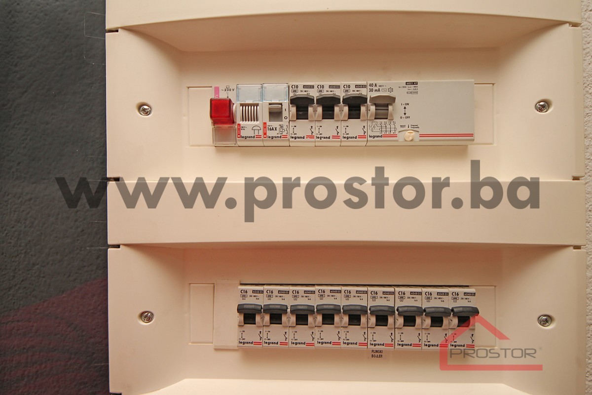 14 Detalj-automats%6B%69%20%6F%73%69%67%75%72%61%C4%8D%69%2E%4A%50%47