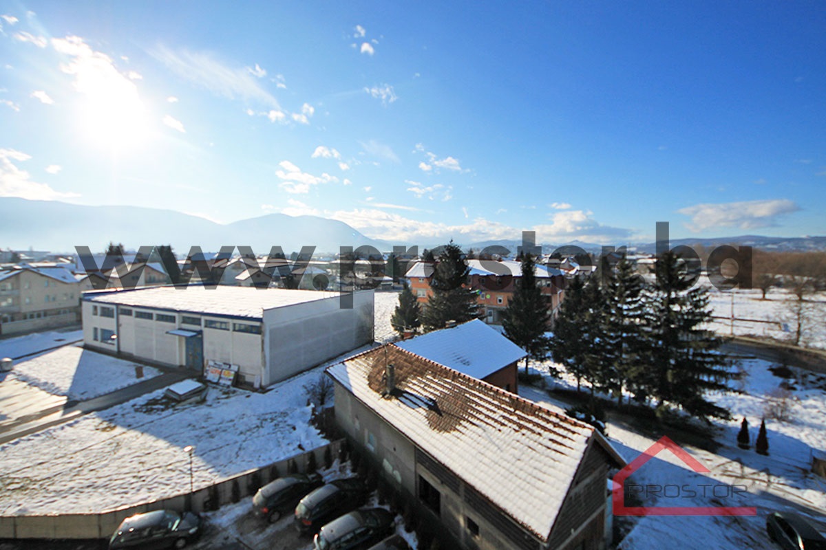 8 Pogled
