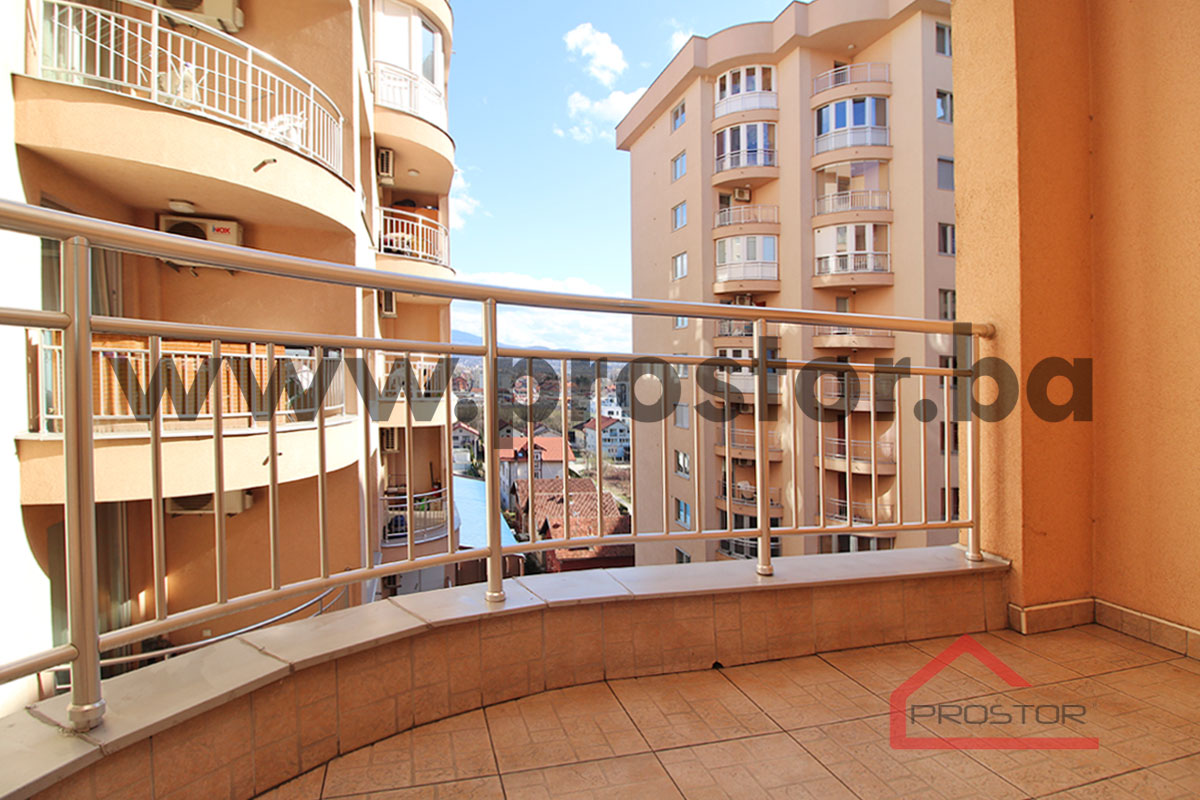 12 Balkon