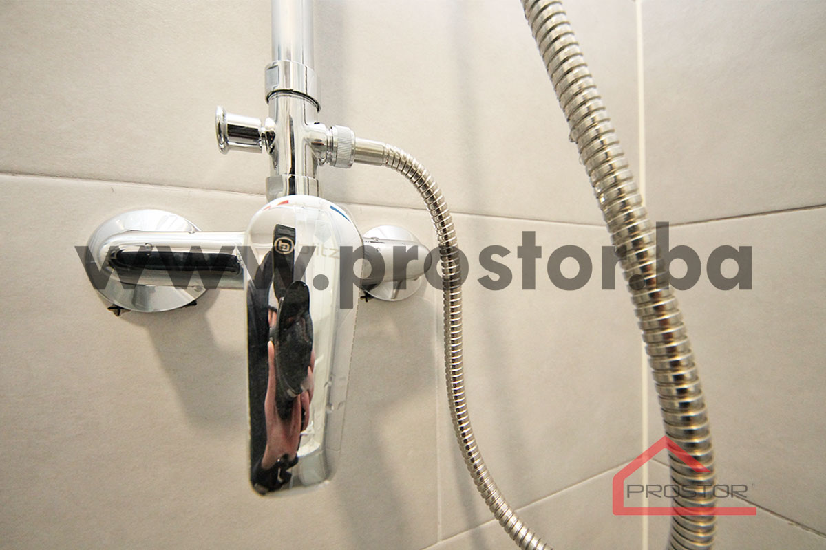 17 Detalj kupatilo sl3