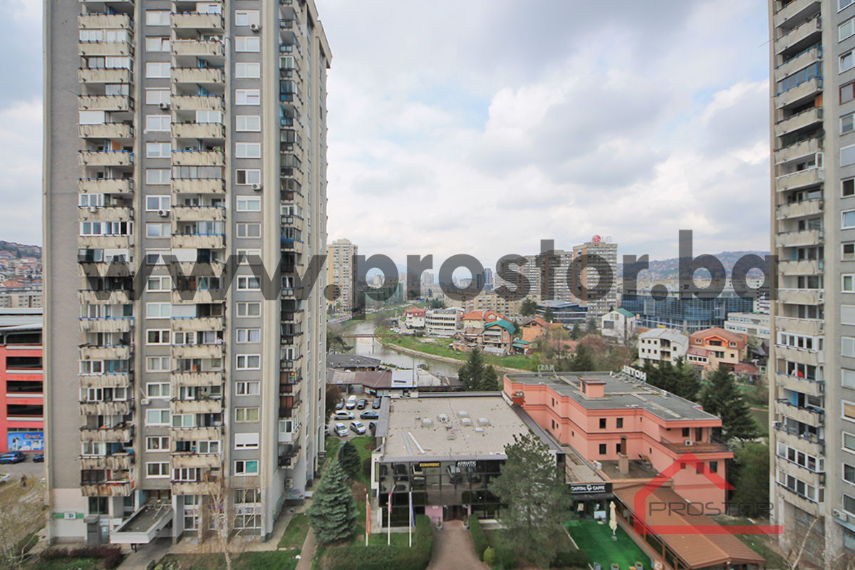 19 Pogled Zapad