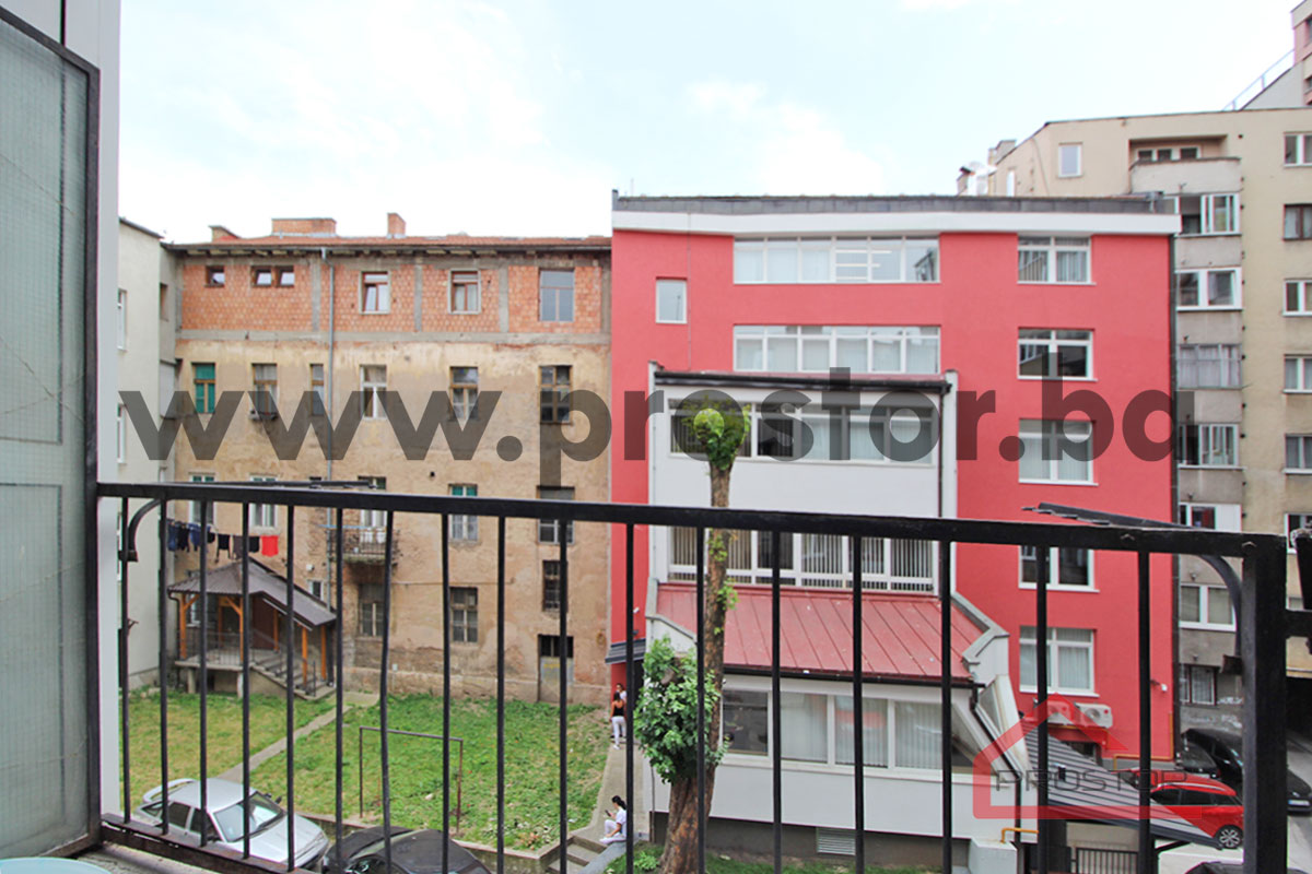 12 Balkon