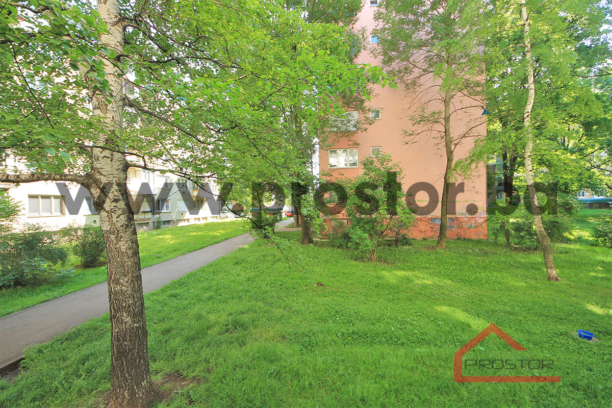 17 Pogled Istok