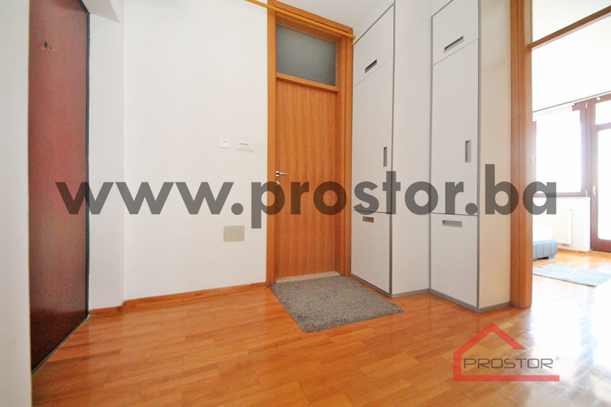 12 Predsoblje sl2