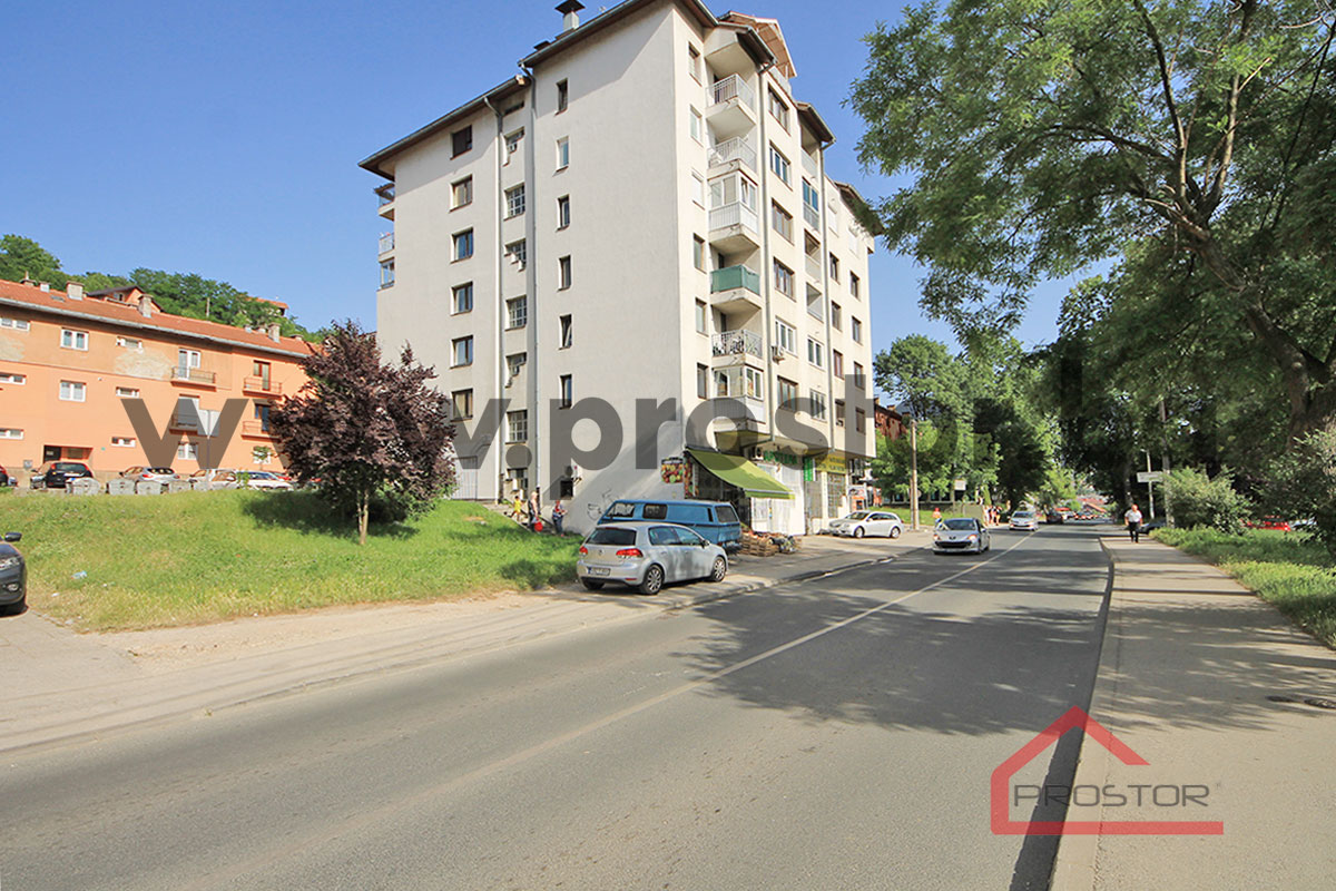 18-Zgrada