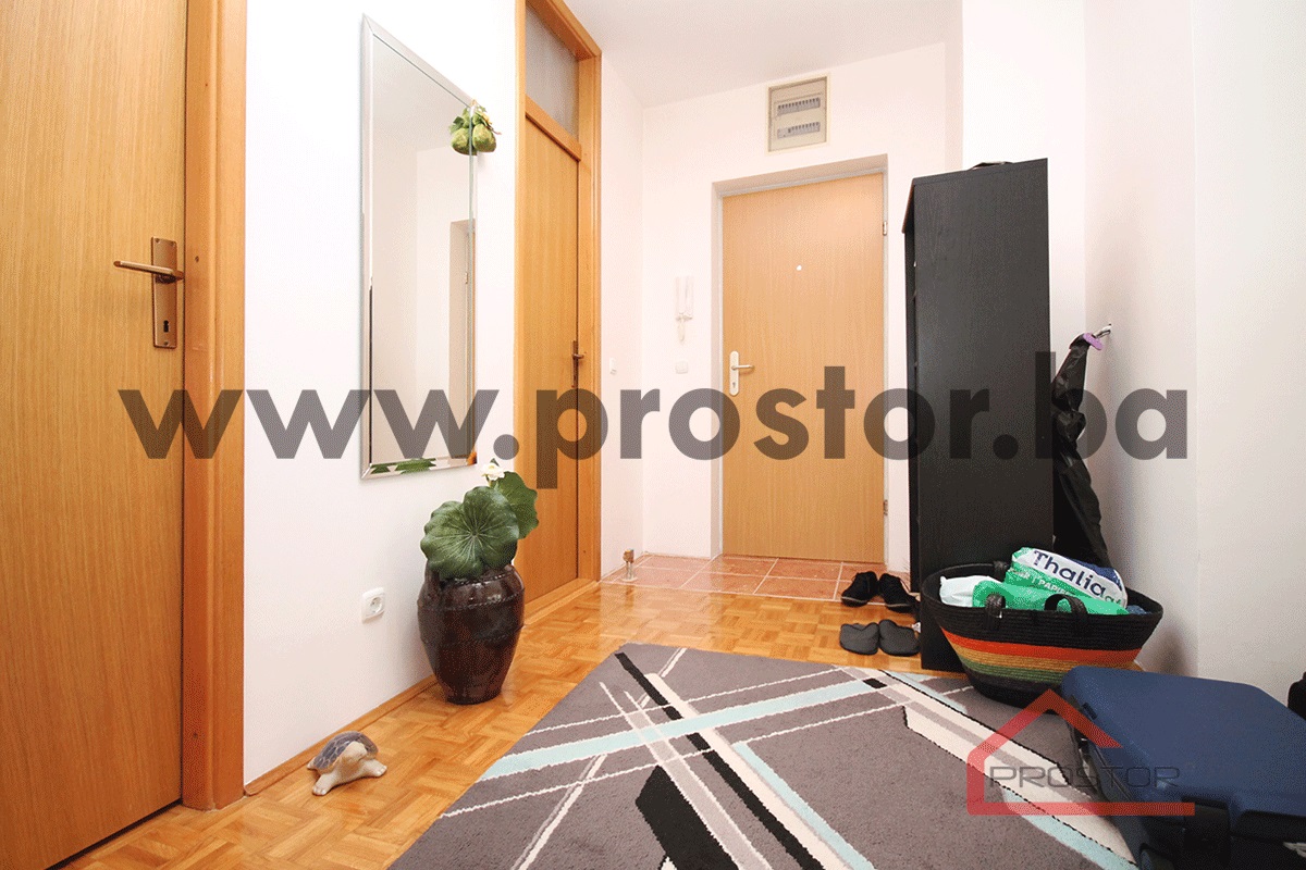 13 Predsoblje sl1