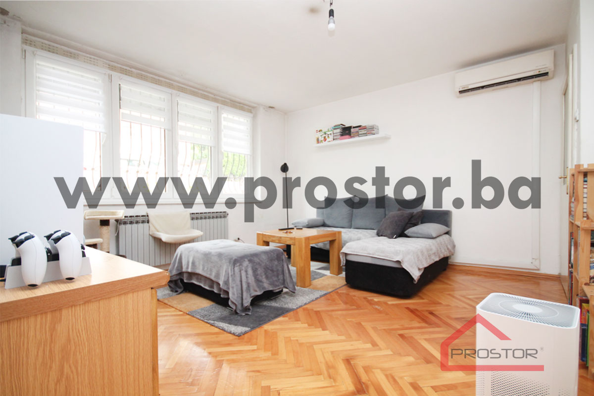 2 Dnevni boravak sl1