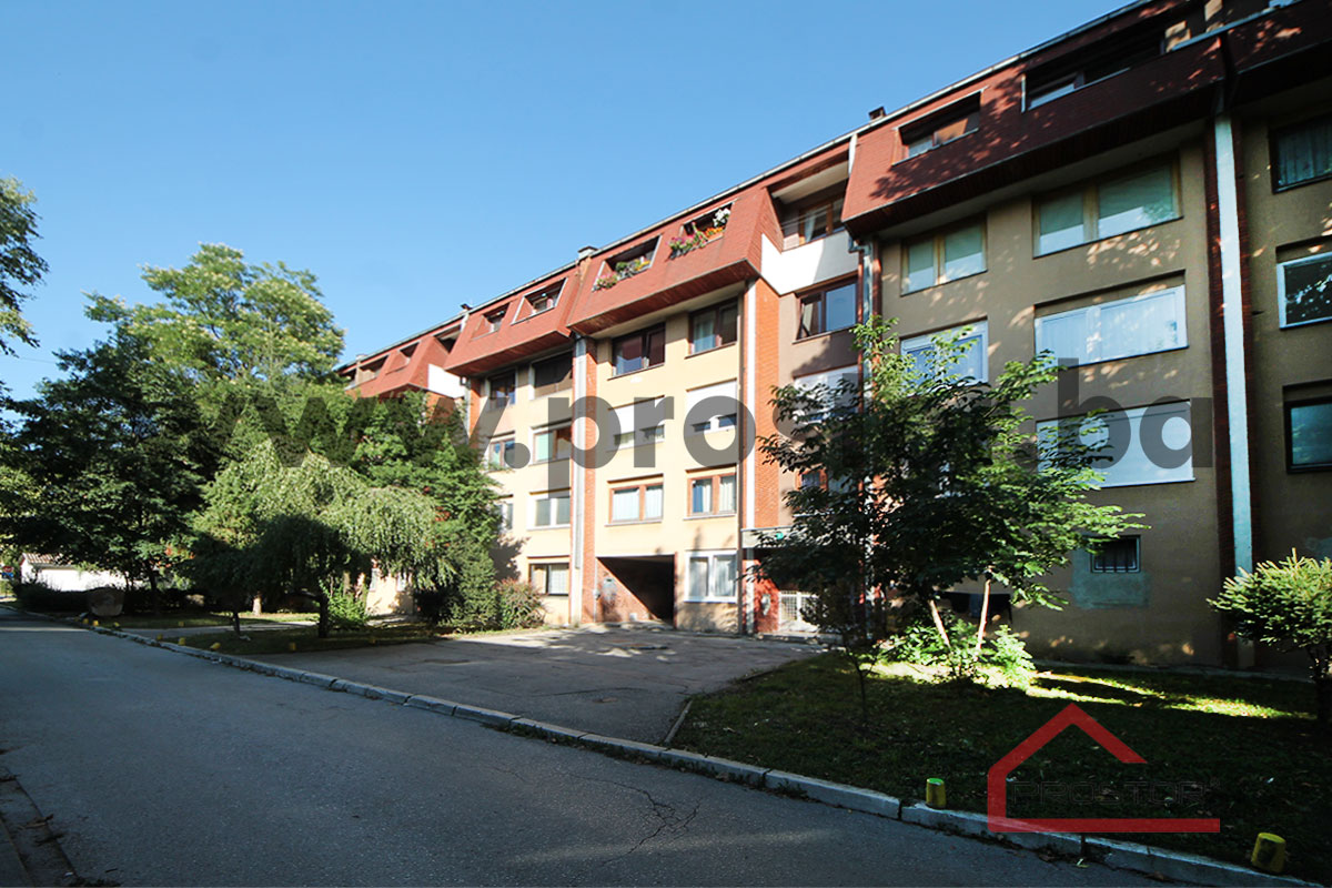 13 Zgrada