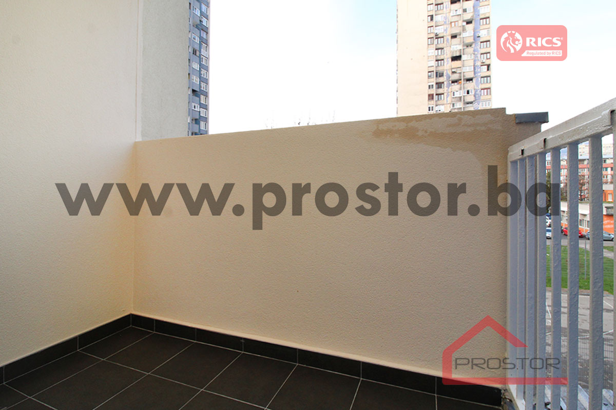 11 Balkon iz spavace sobe