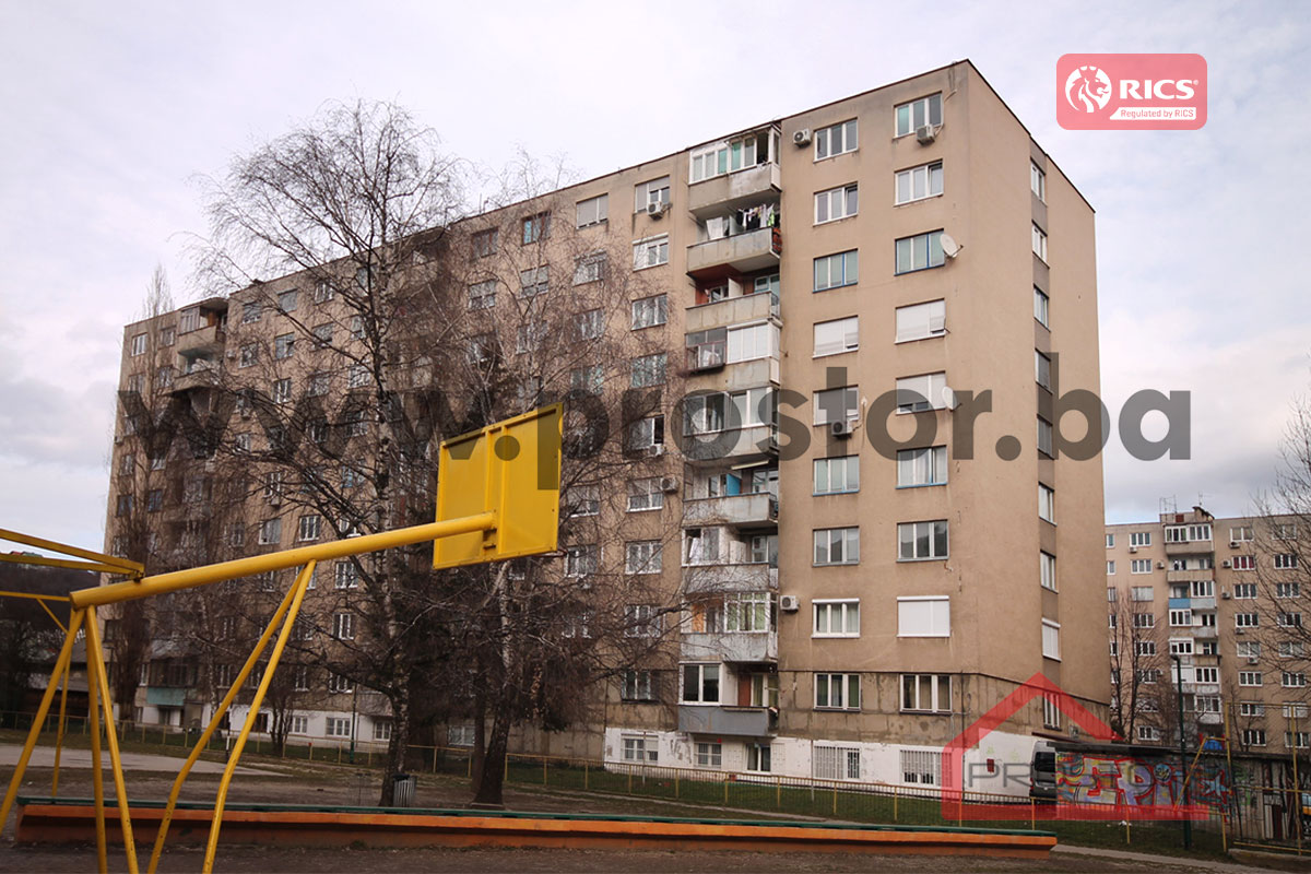 15 Vanjska zgrada