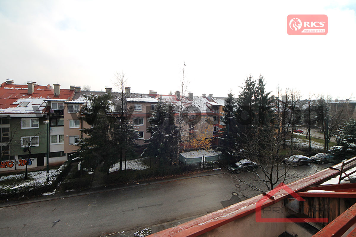 8 Pogled_Istok