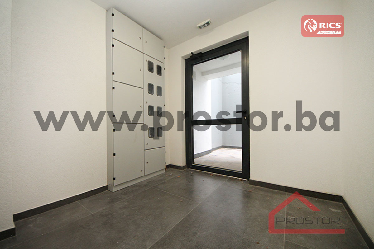 14 Haustor