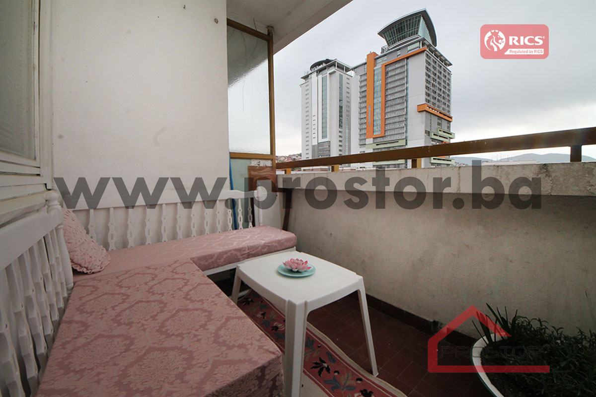 10 Balkon Zapad