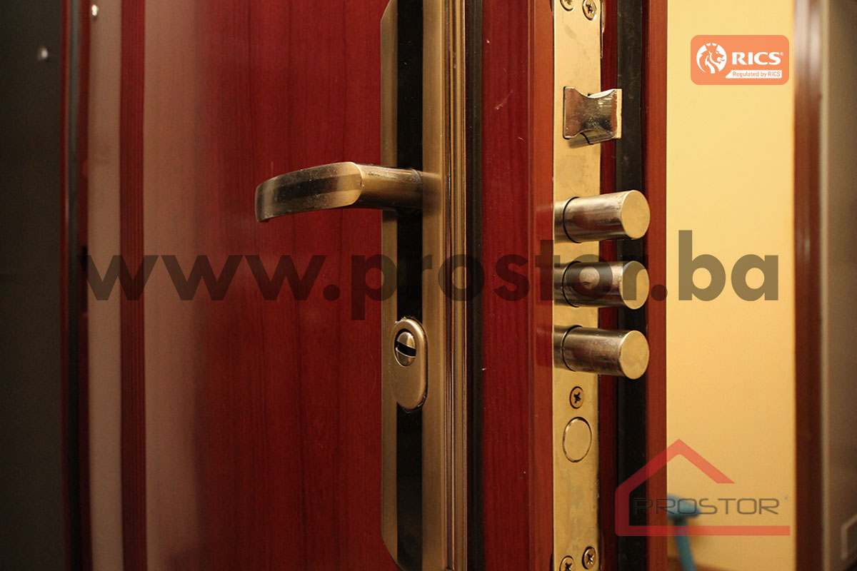 8 Detalj_Blindo vrata