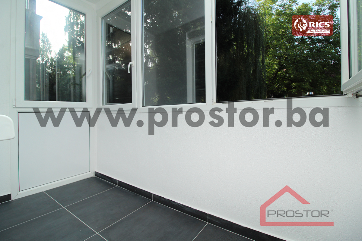 11 Balkon