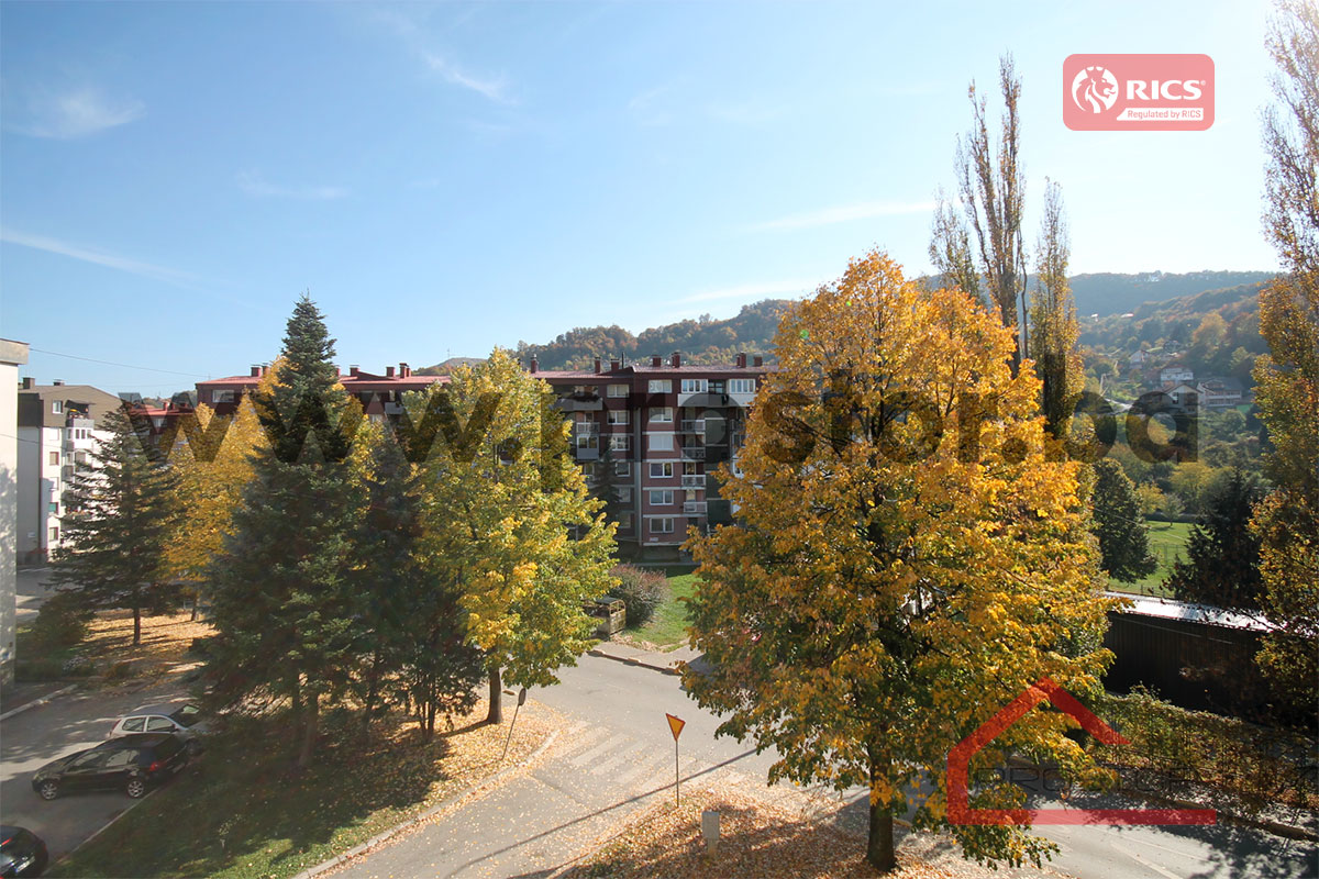 15 Pogled lođa