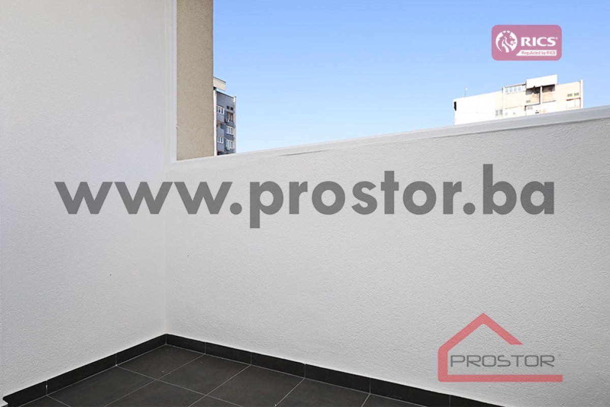 13 Balkon