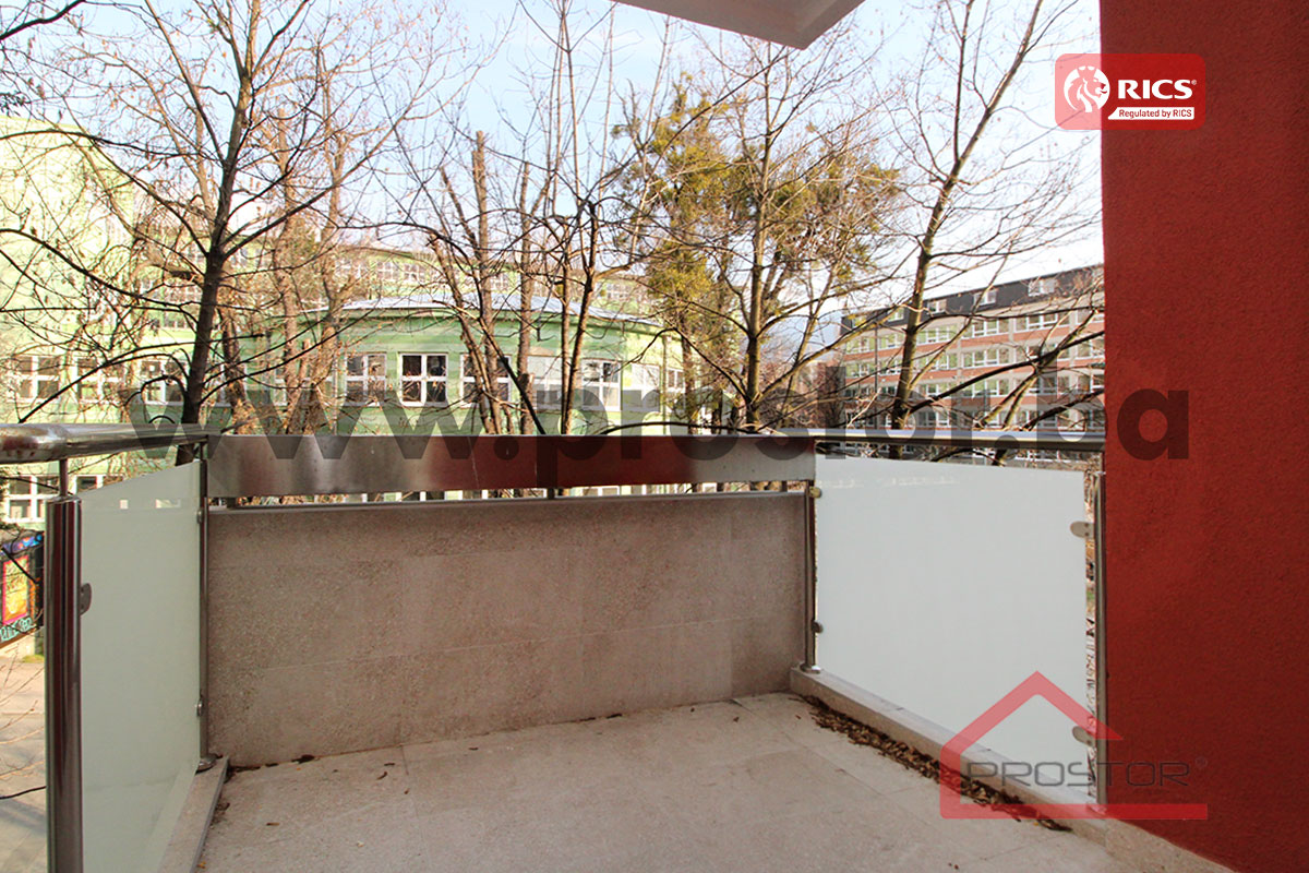 16 Balkon 2