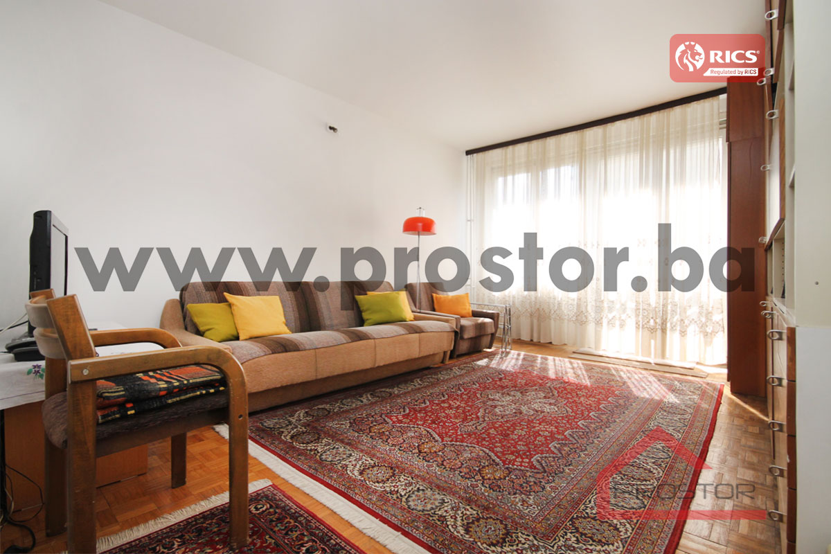2 Dnevni boravak sl1