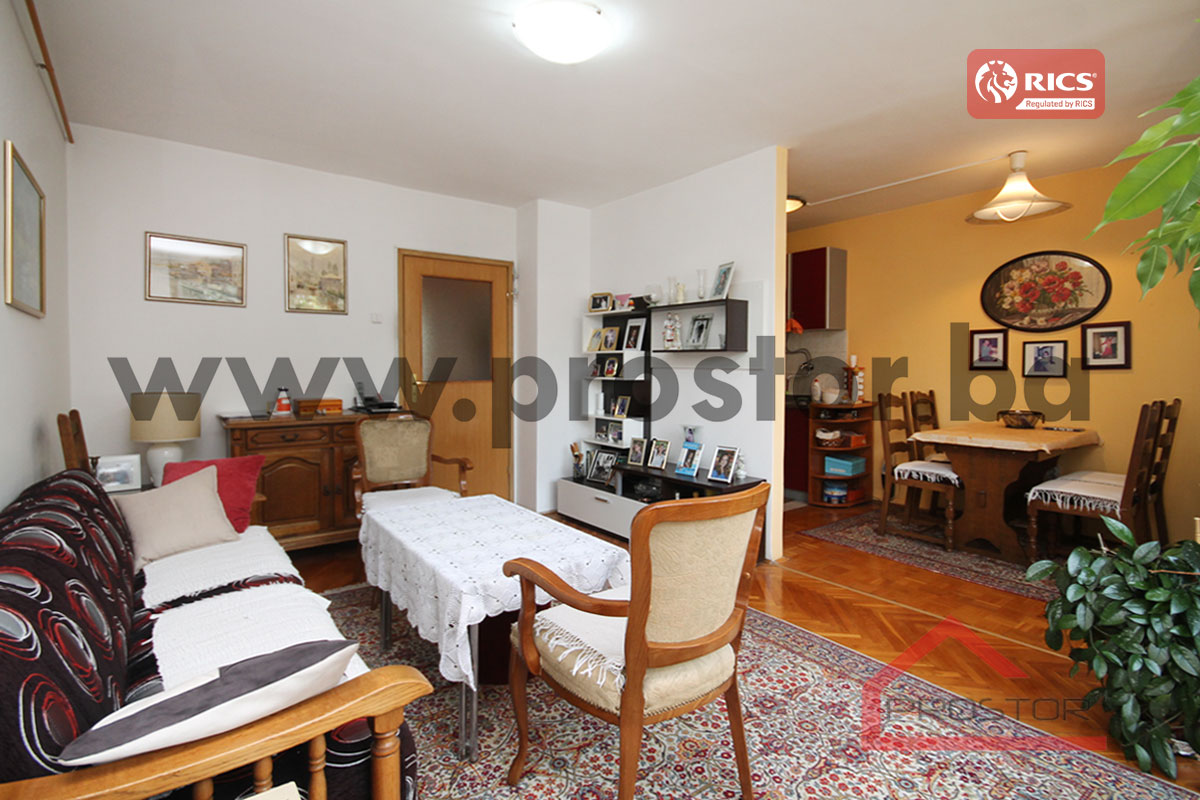 2 Dnevni boravak sl1