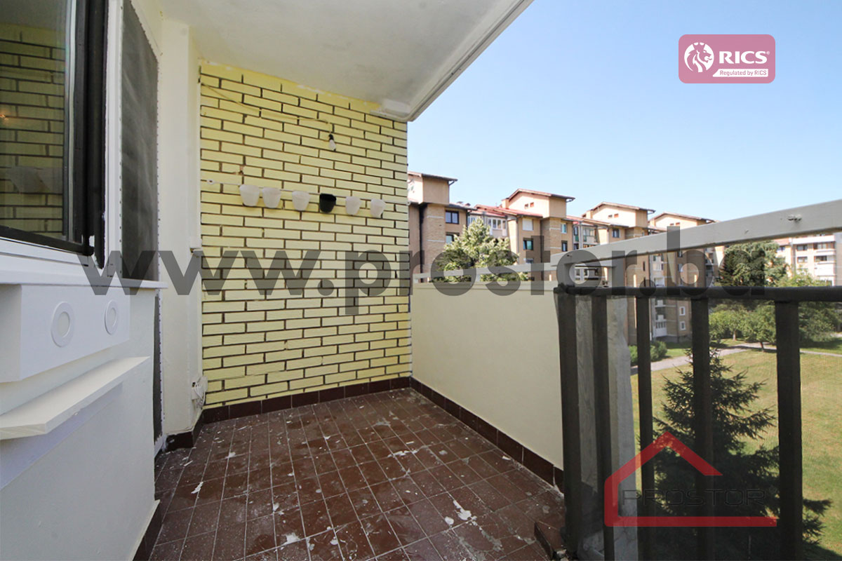 19 Balkon Zapad