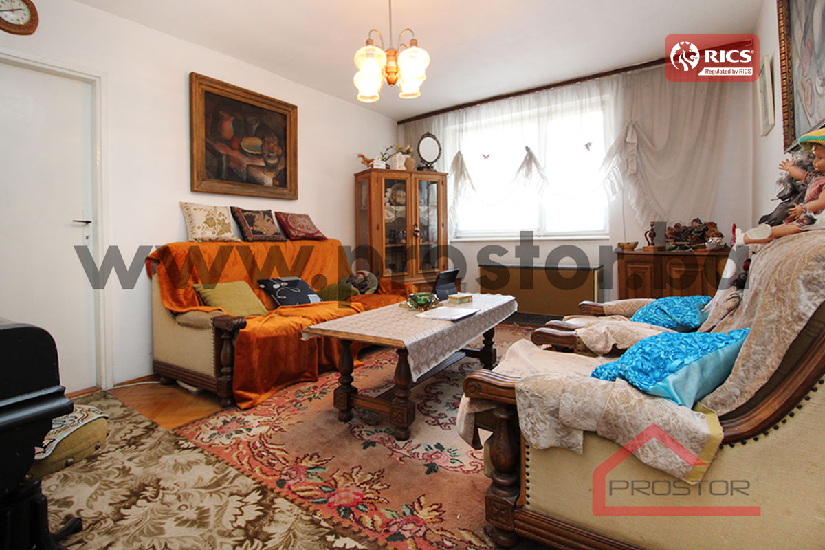 2 Dnevni boravak sl1