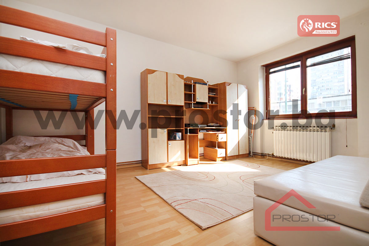 5 Spavaća soba sl1
