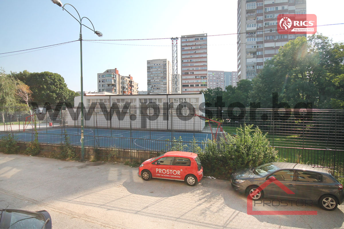 14 Pogled