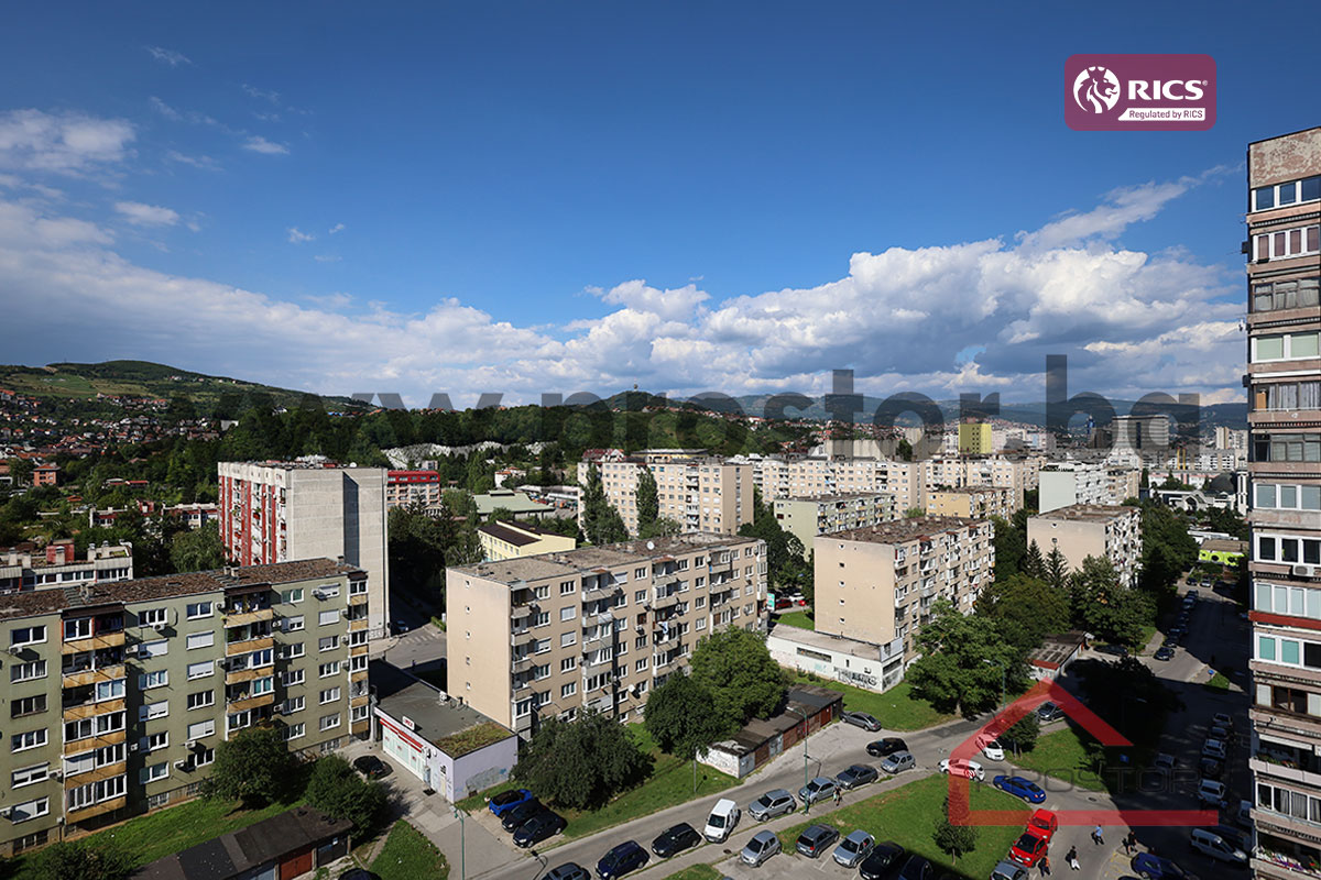 9-Pogled-sa-balkona
