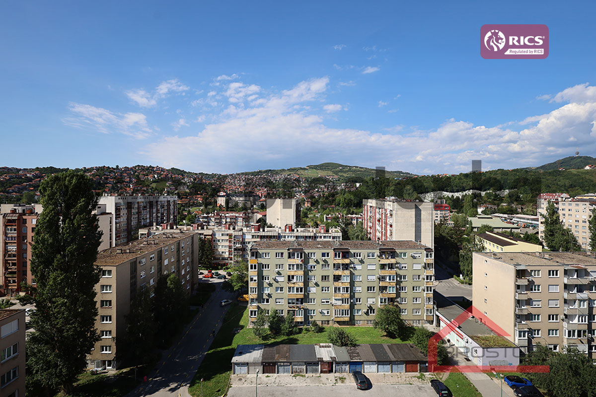6-Pogled-iz-dnevnog-boravka