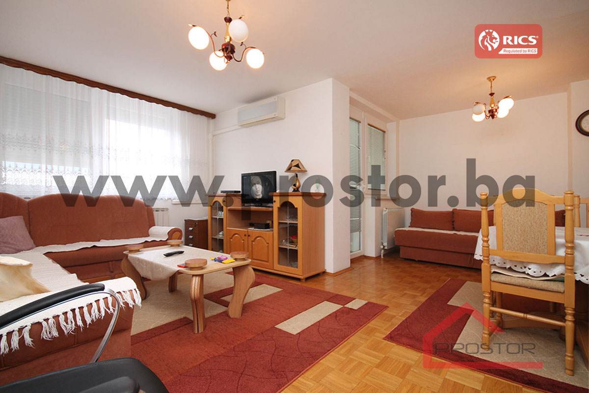 2 Dnevni boravak sl1