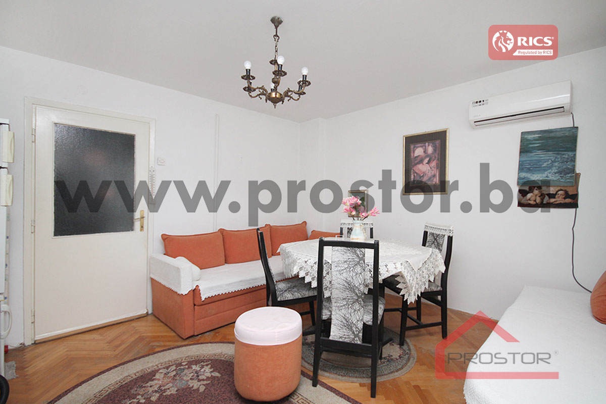 2 Dnevni boravak sl1