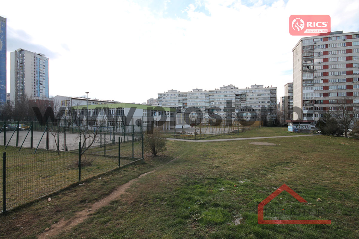 13 Pogled