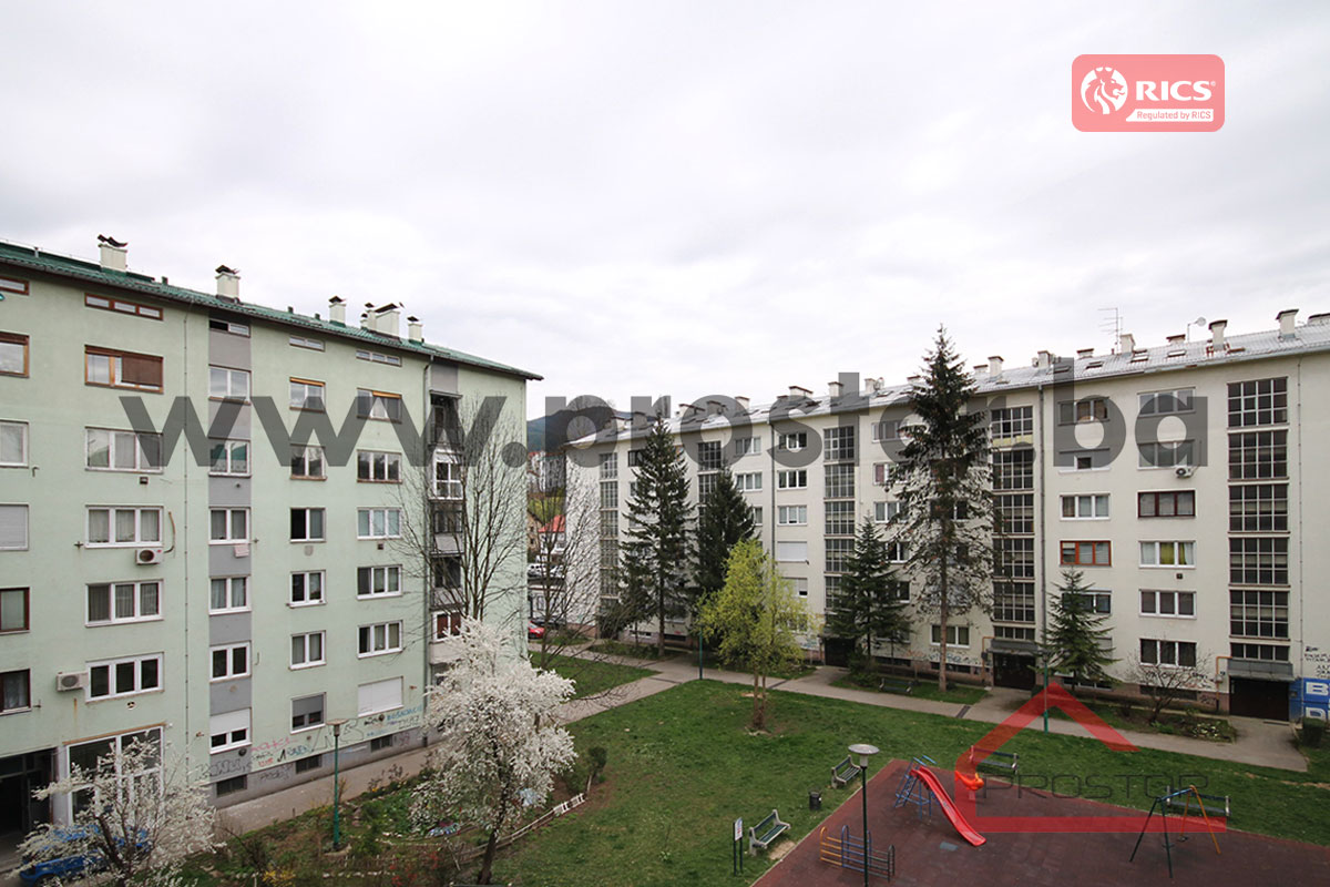 13 Pogled sl1