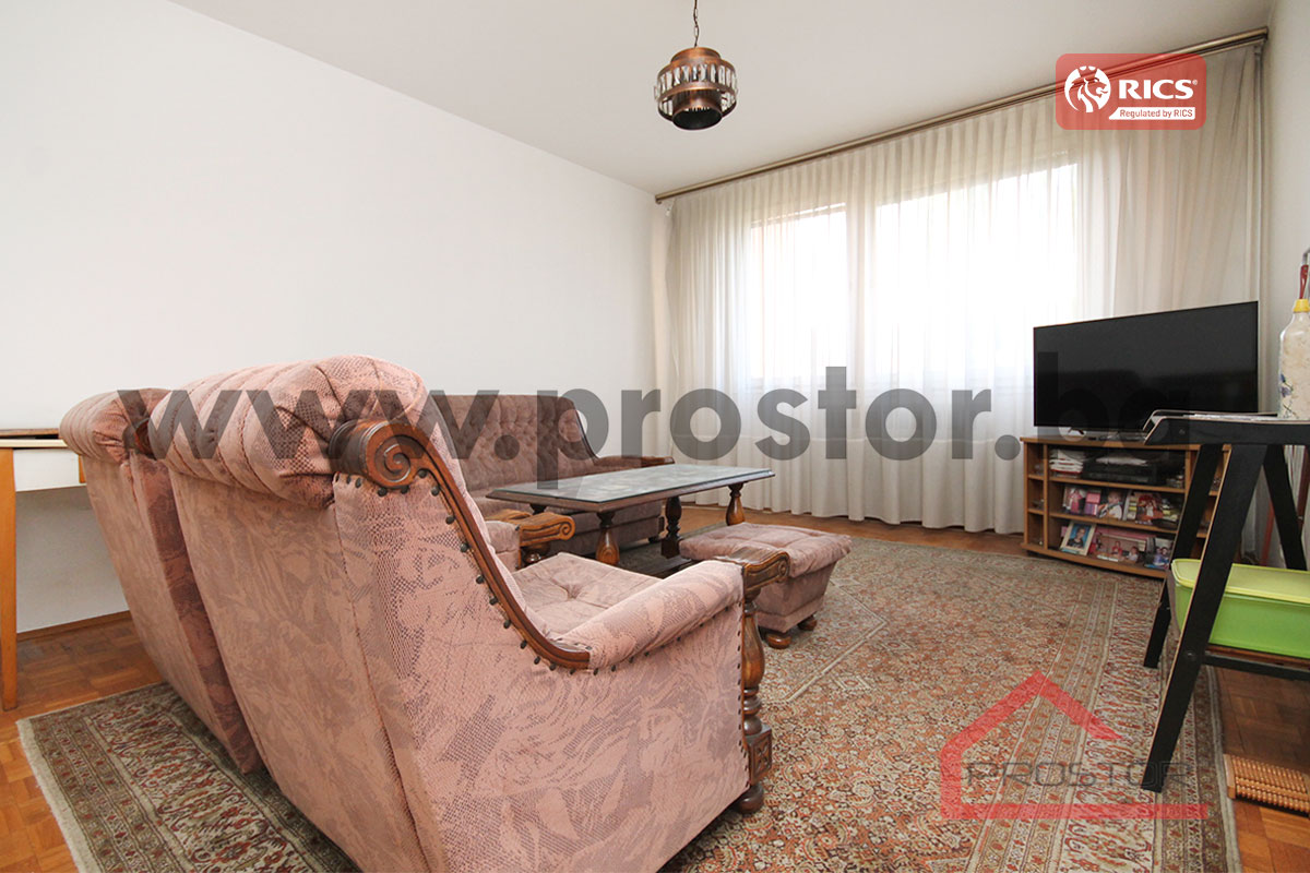 2 Dnevni boravak sl1