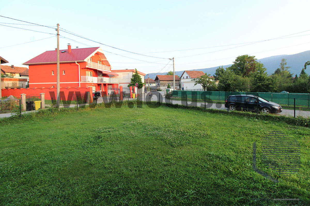 18-Dvorište