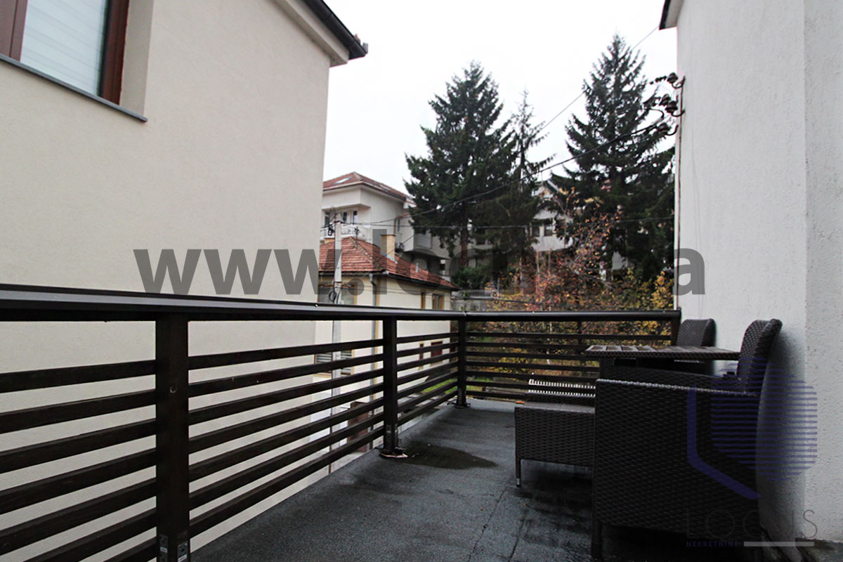 19 Balkon