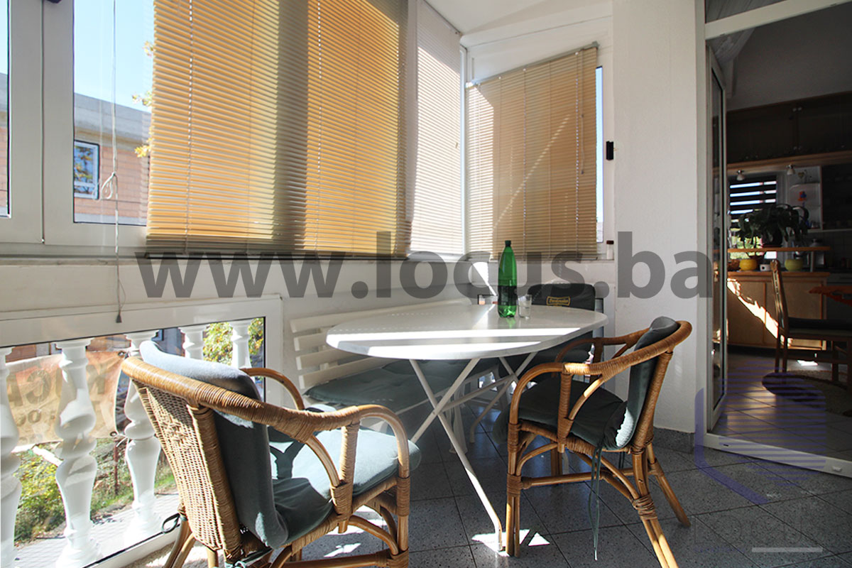 17_ Balkon
