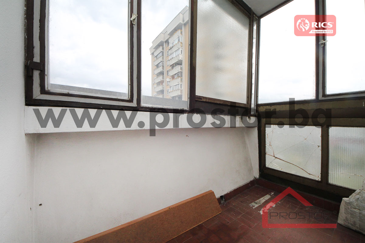 13 Balkon 2