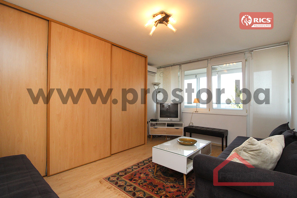4 Dnevni boravak sl1