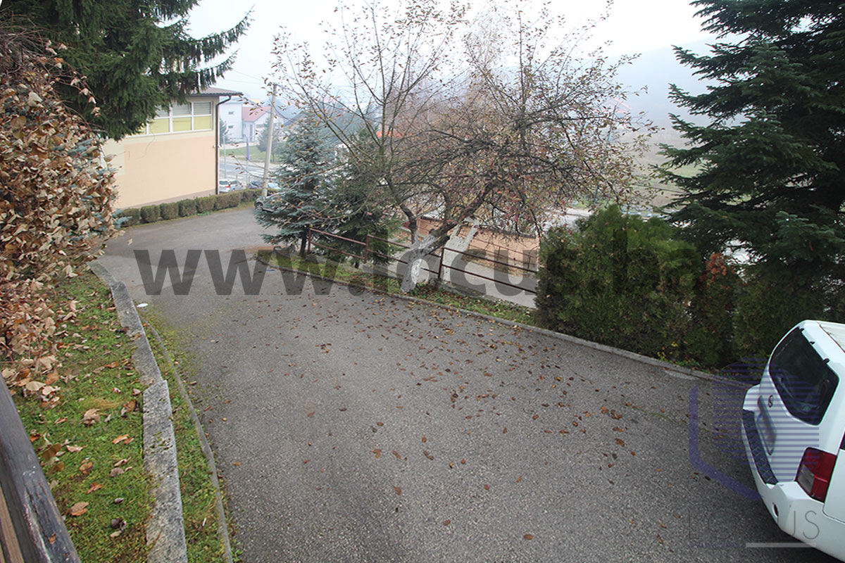 12_ Dvorište