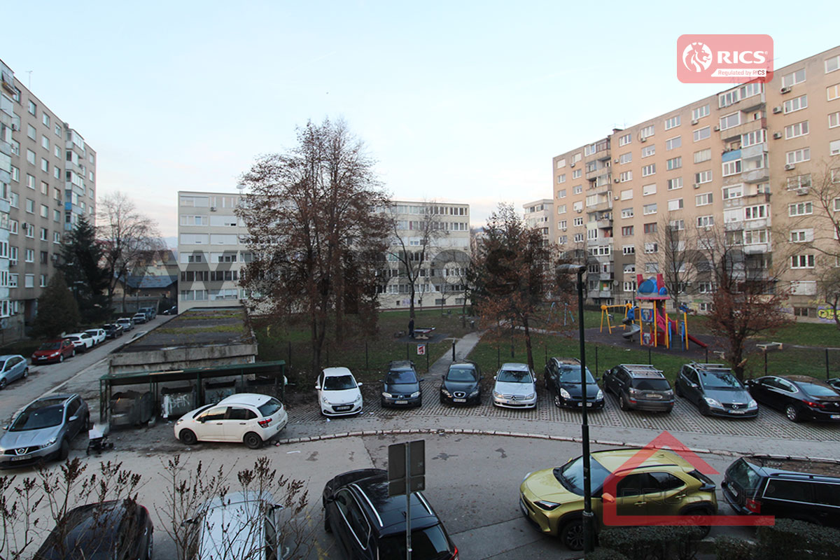 14 Pogled sl2