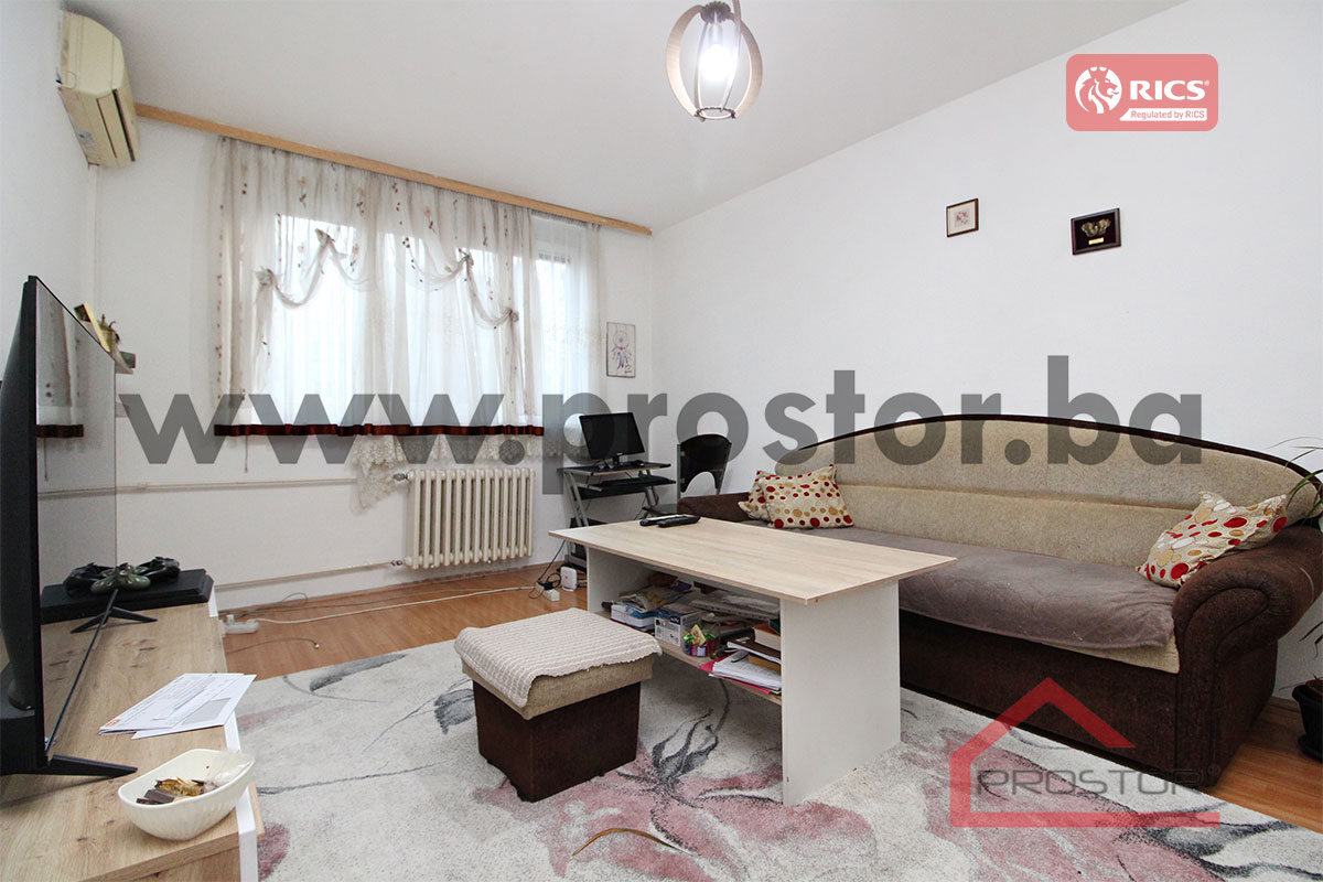 2 Dnevni boravak sl2