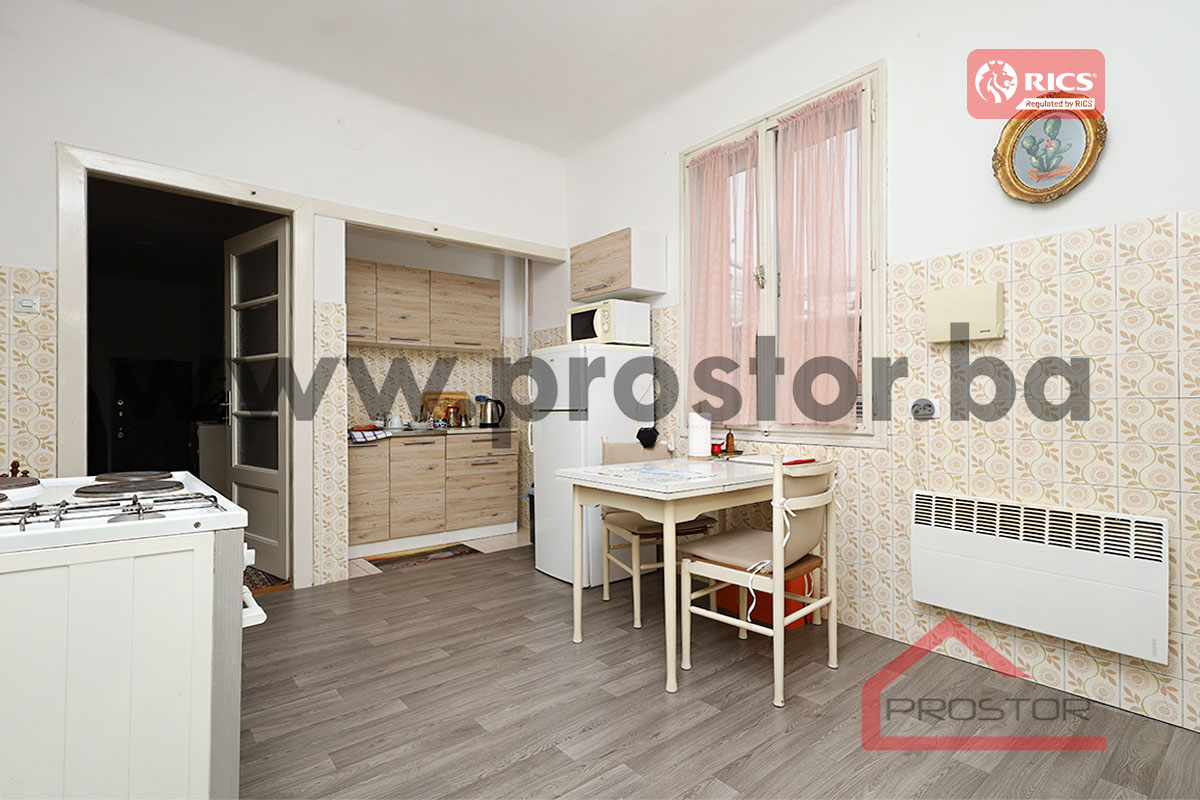 6 Kuhinja sa trpezarijom sl1
