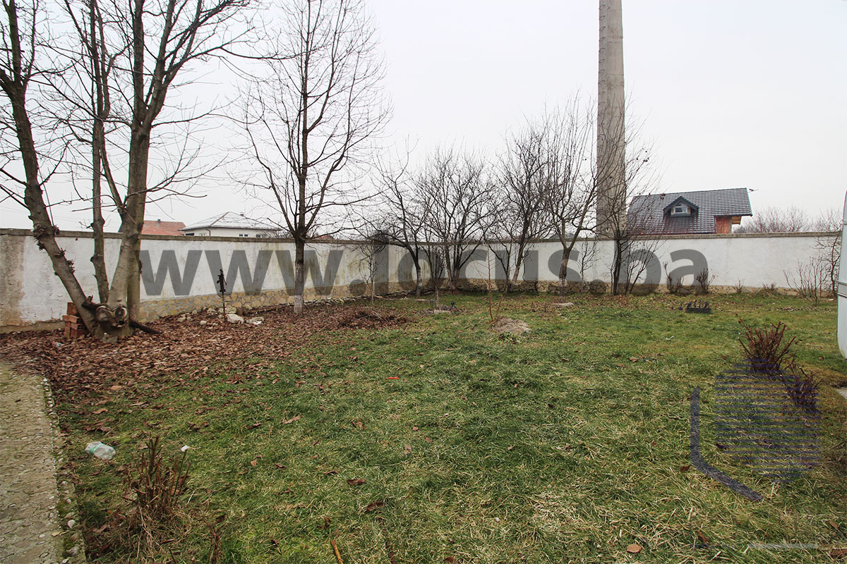 19 Dvorište sl_
