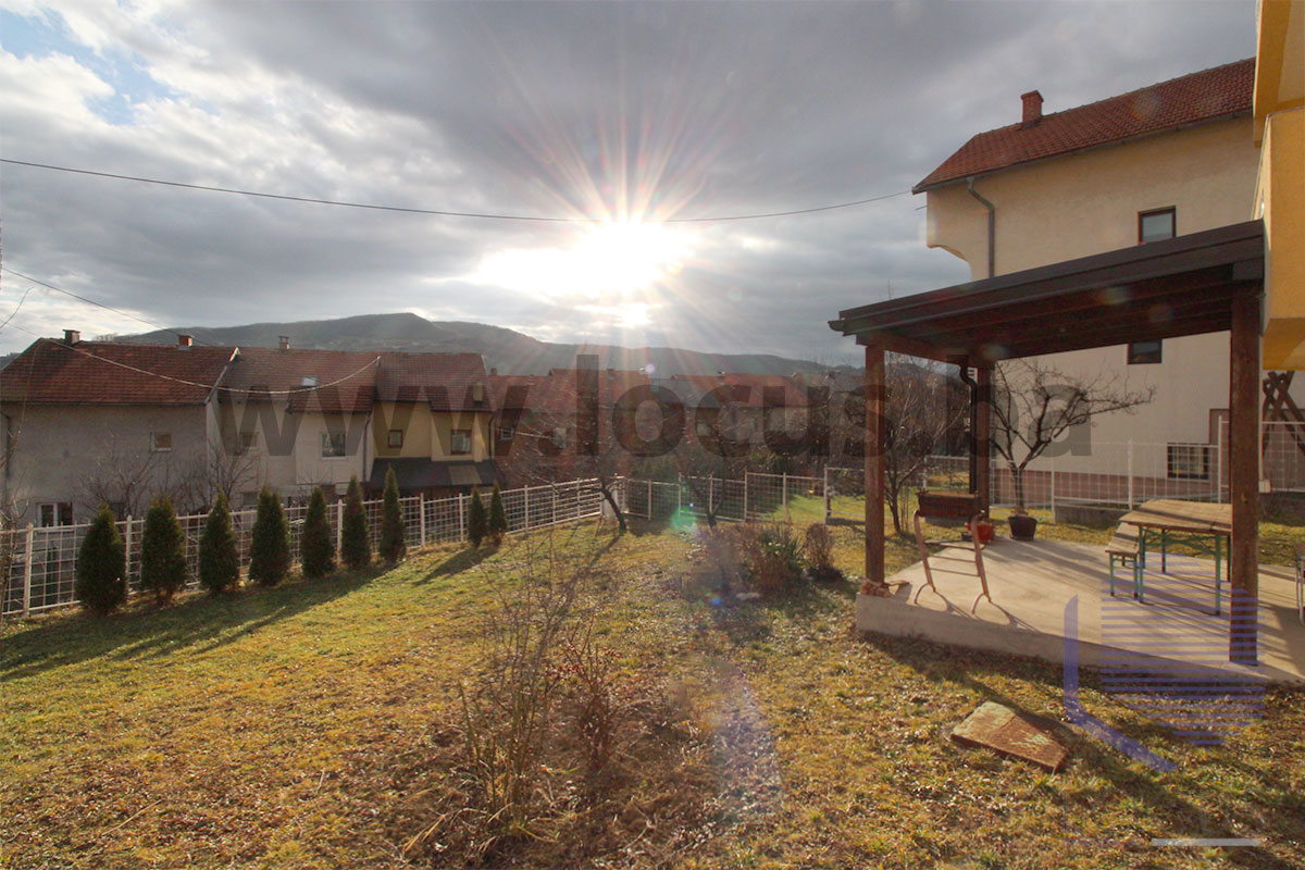 9-Dvorište-2