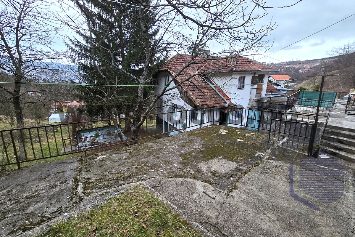9_ Parcela