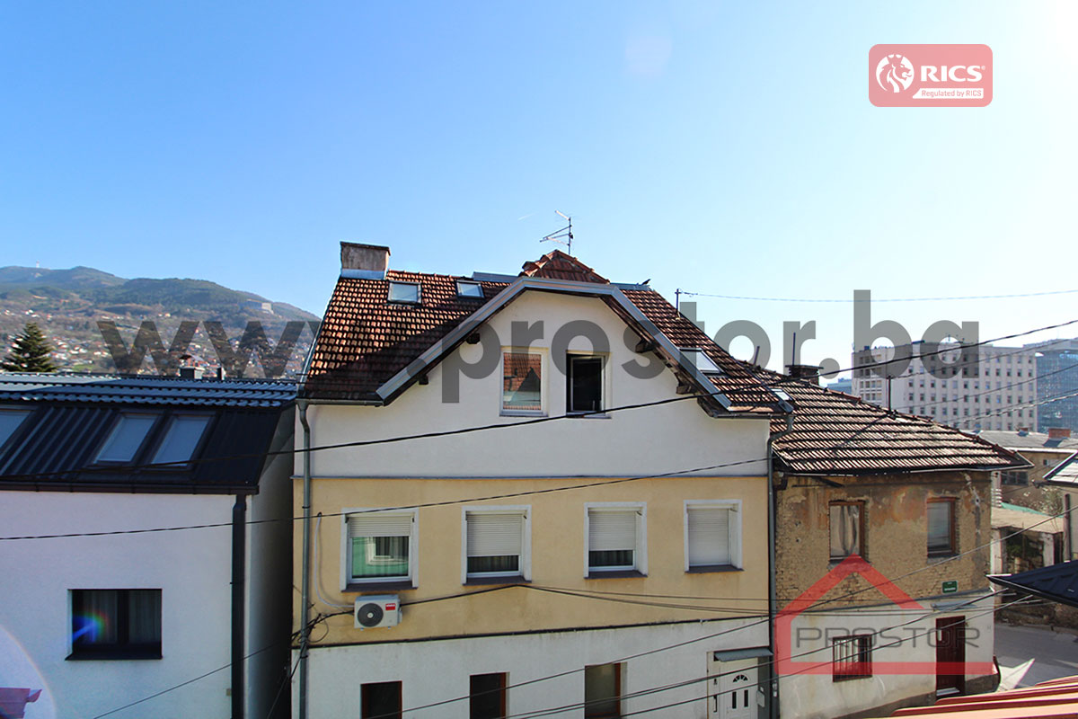 13 Pogled sl1