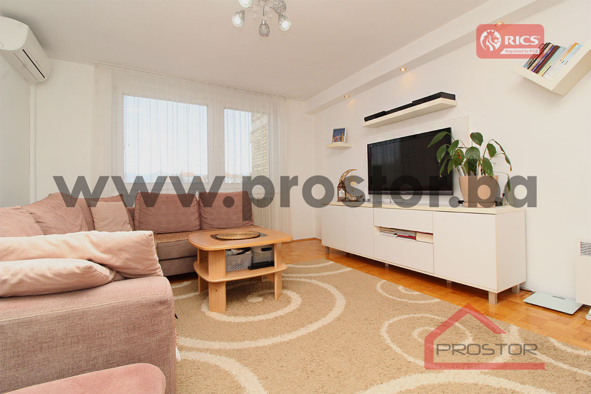 1 Dnevni boravak sl1