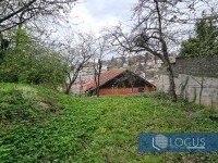 9_ Dvorište